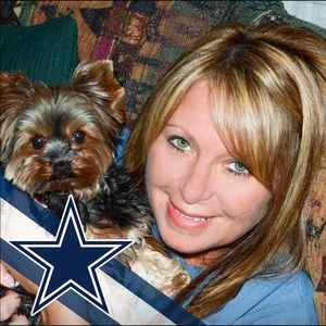 Meet your Posher, Debbie